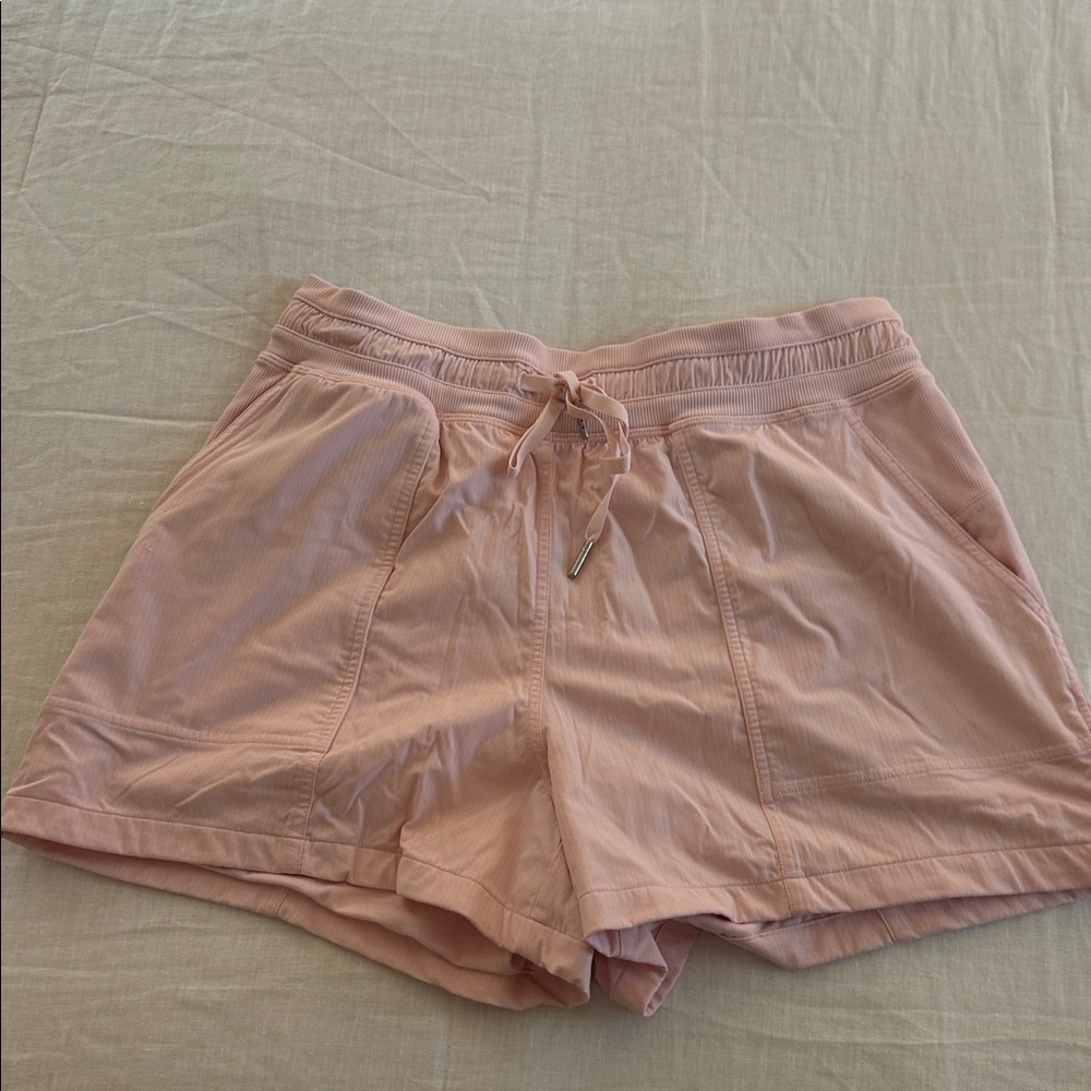 Lululemon dance studio high rise shorts size 8